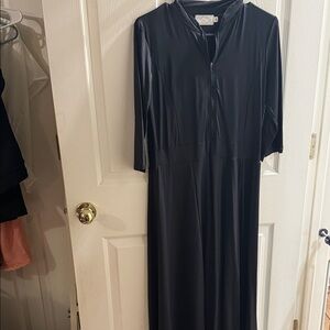 Women’s Black Zip-Front Maxi Dress with 3/4 Sleeves